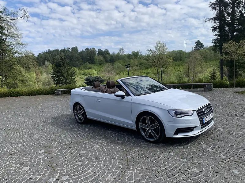 Audi A3 (кабріолет)-hover